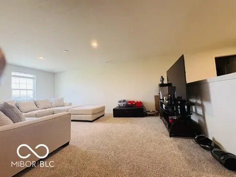 8610 Leander Avenue Zionsville IN 46077