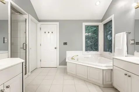 4898 Waterstone Way Carmel IN 46033