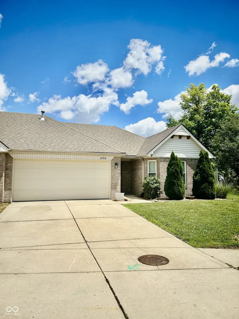 1004 Wild Ivy Trail Franklin IN 46131