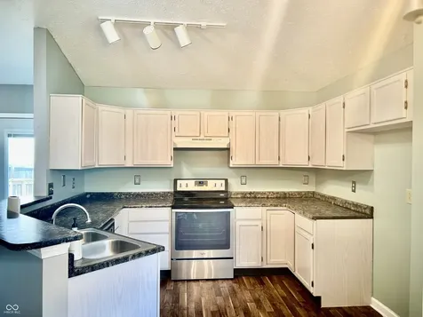 1004 Wild Ivy Trail Franklin IN 46131