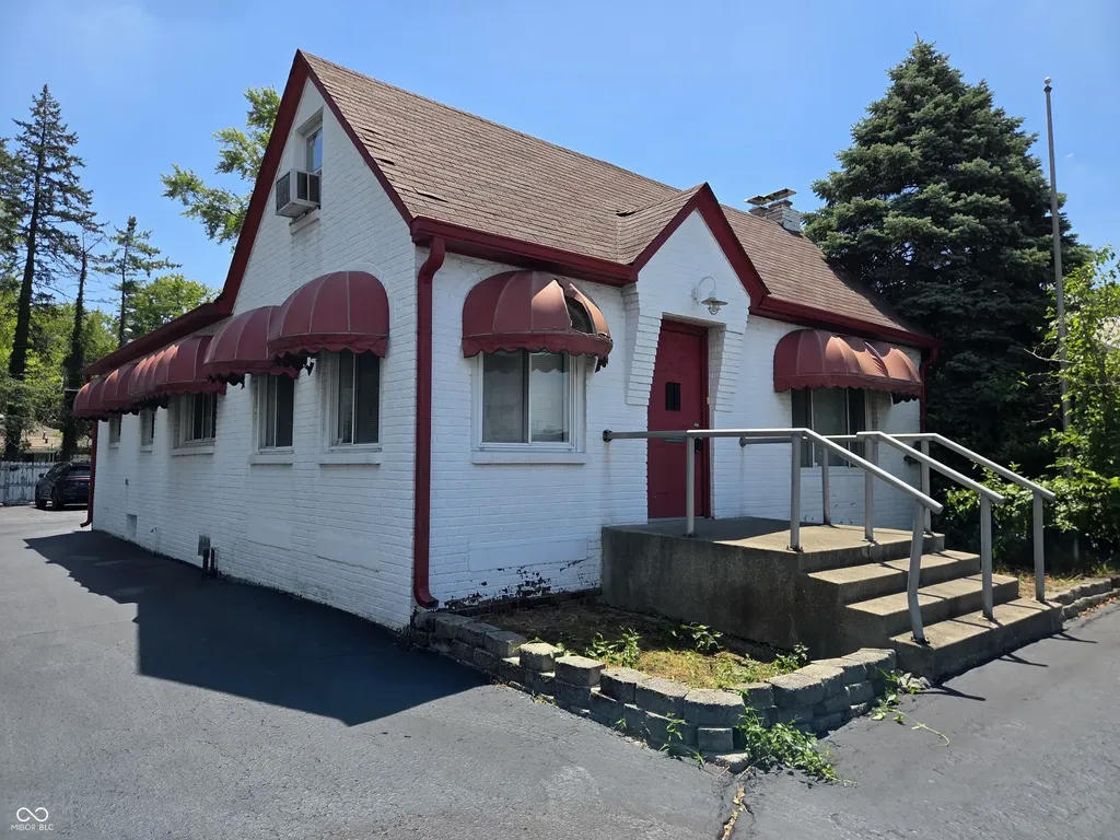 1225 N Shadeland Avenue Indianapolis IN 46219