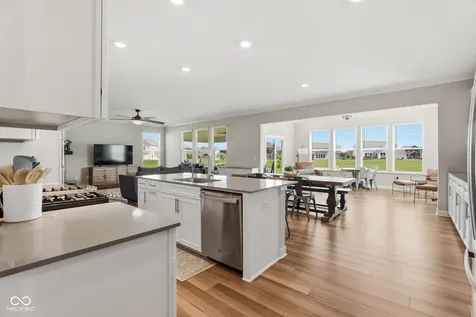 11887 Prominence Place Fishers IN 46037
