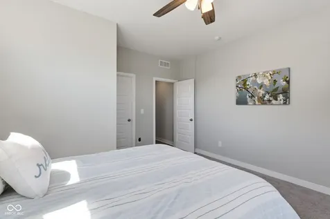 11887 Prominence Place Fishers IN 46037