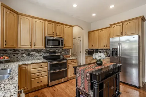 9729 Oakhaven Court Indianapolis IN 46256