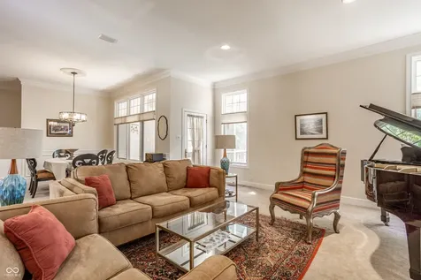 9729 Oakhaven Court Indianapolis IN 46256