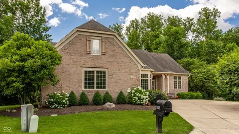 9729 Oakhaven Court Indianapolis IN 46256