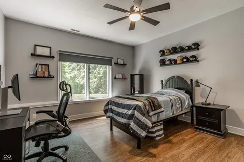 9729 Oakhaven Court Indianapolis IN 46256