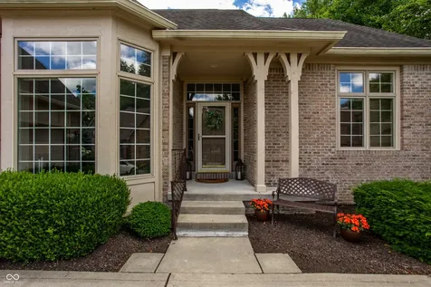 9729 Oakhaven Court Indianapolis IN 46256