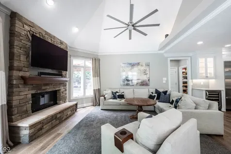 10565 Tremont Circle Fishers IN 46037