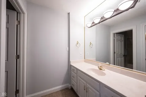 10565 Tremont Circle Fishers IN 46037