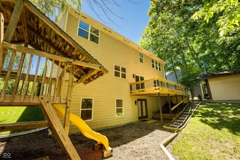 8508 Weaver Woods Fishers IN 46038