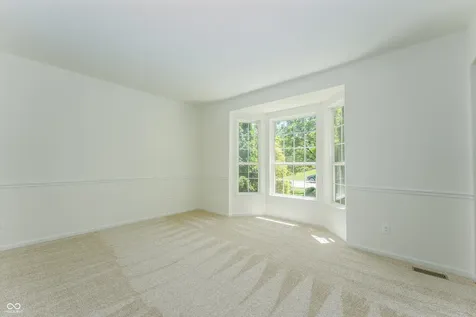 8508 Weaver Woods Fishers IN 46038