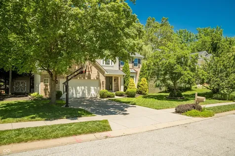 8508 Weaver Woods Fishers IN 46038