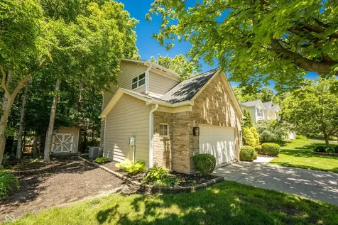8508 Weaver Woods Fishers IN 46038