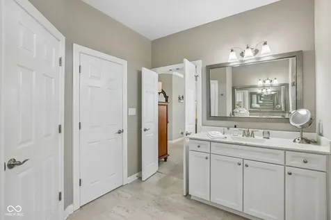 5386 Treeview Court Noblesville IN 46062