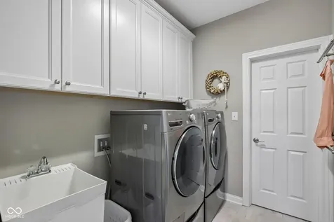 5386 Treeview Court Noblesville IN 46062