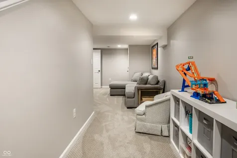 7311 Marla Drive Indianapolis IN 46256