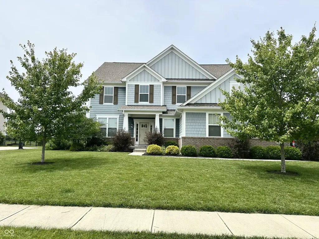 8752 Windpointe Pass Zionsville IN 46077