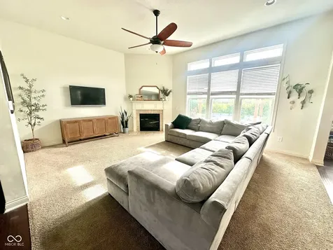 8752 Windpointe Pass Zionsville IN 46077