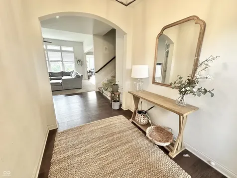 8752 Windpointe Pass Zionsville IN 46077
