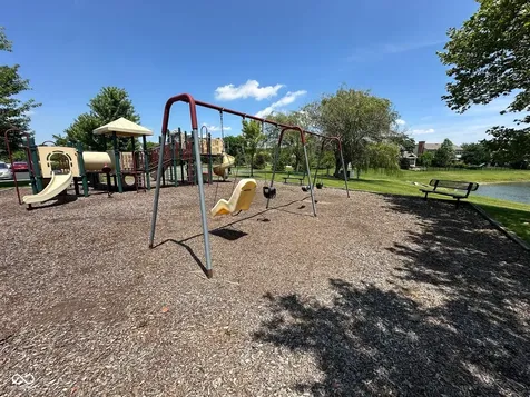 8752 Windpointe Pass Zionsville IN 46077