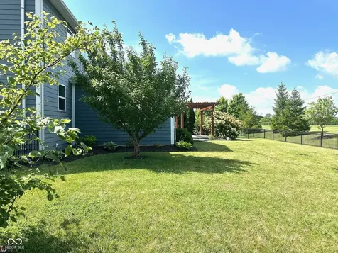 8752 Windpointe Pass Zionsville IN 46077