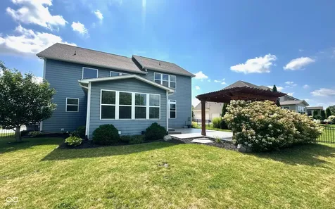 8752 Windpointe Pass Zionsville IN 46077