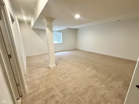 8752 Windpointe Pass Zionsville IN 46077
