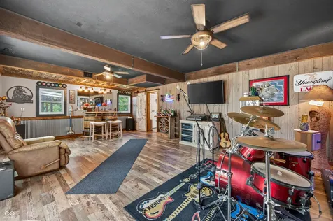 1434 Hornettown Morgantown IN 46160