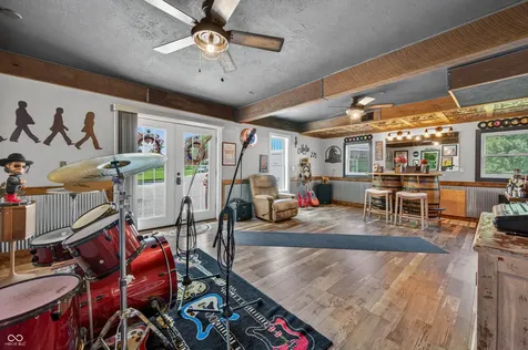 1434 Hornettown Morgantown IN 46160