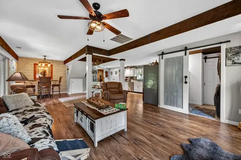 1434 Hornettown Morgantown IN 46160