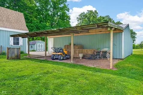 1434 Hornettown Morgantown IN 46160