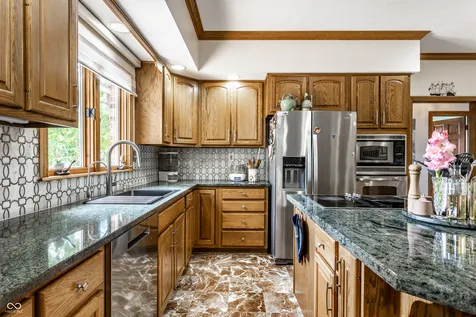 21185 Bayhill Court Noblesville IN 46062