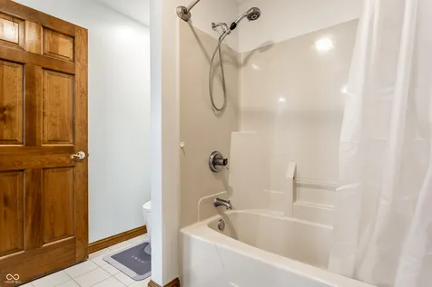 21185 Bayhill Court Noblesville IN 46062