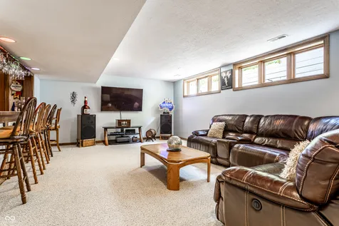 21185 Bayhill Court Noblesville IN 46062