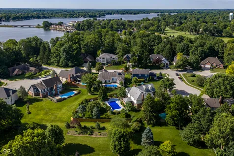 21185 Bayhill Court Noblesville IN 46062