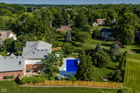 21185 Bayhill Court Noblesville IN 46062