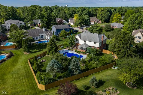 21185 Bayhill Court Noblesville IN 46062