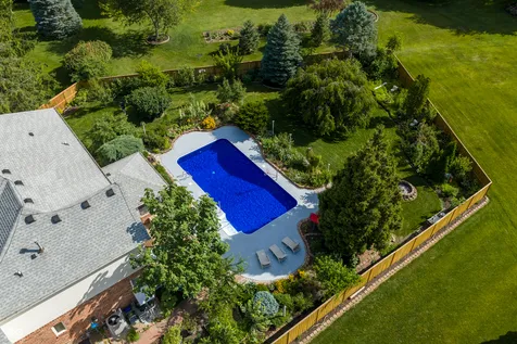 21185 Bayhill Court Noblesville IN 46062