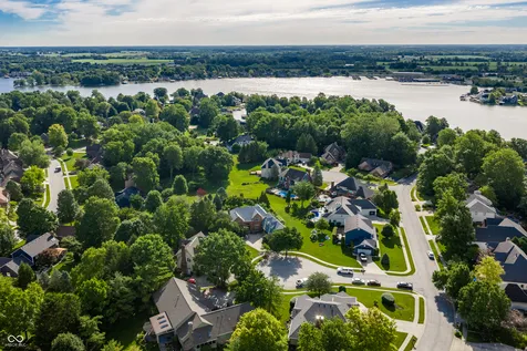 21185 Bayhill Court Noblesville IN 46062