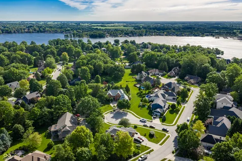 21185 Bayhill Court Noblesville IN 46062