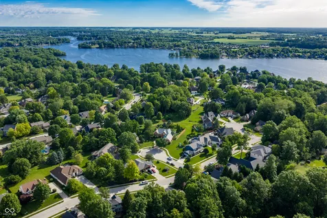 21185 Bayhill Court Noblesville IN 46062