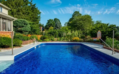 21185 Bayhill Court Noblesville IN 46062