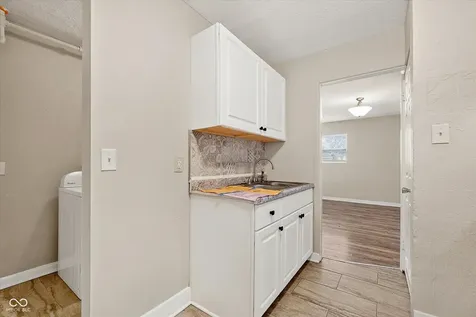 4922 Farrington Avenue Indianapolis IN 46201