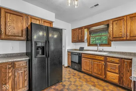 7512 N Henderson Ford Road Mooresville IN 46158