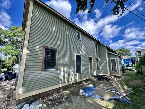907 Woodlawn Avenue Indianapolis IN 46203