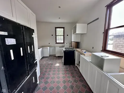 907 Woodlawn Avenue Indianapolis IN 46203
