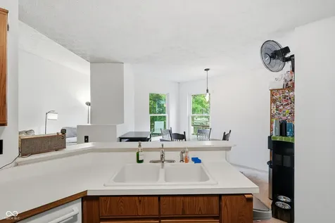 7762 Park North Lake Drive Indianapolis IN 46260