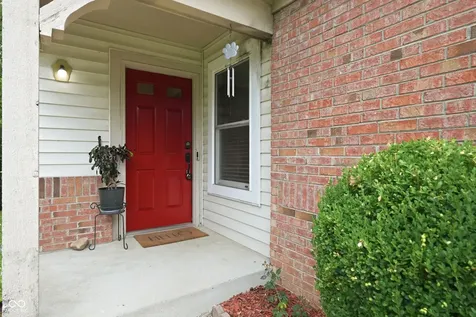 7762 Park North Lake Drive Indianapolis IN 46260
