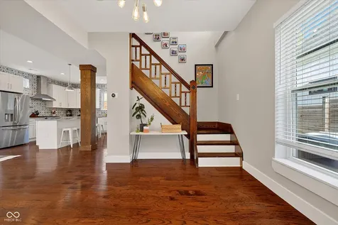 1822 E 11th Street Indianapolis IN 46201